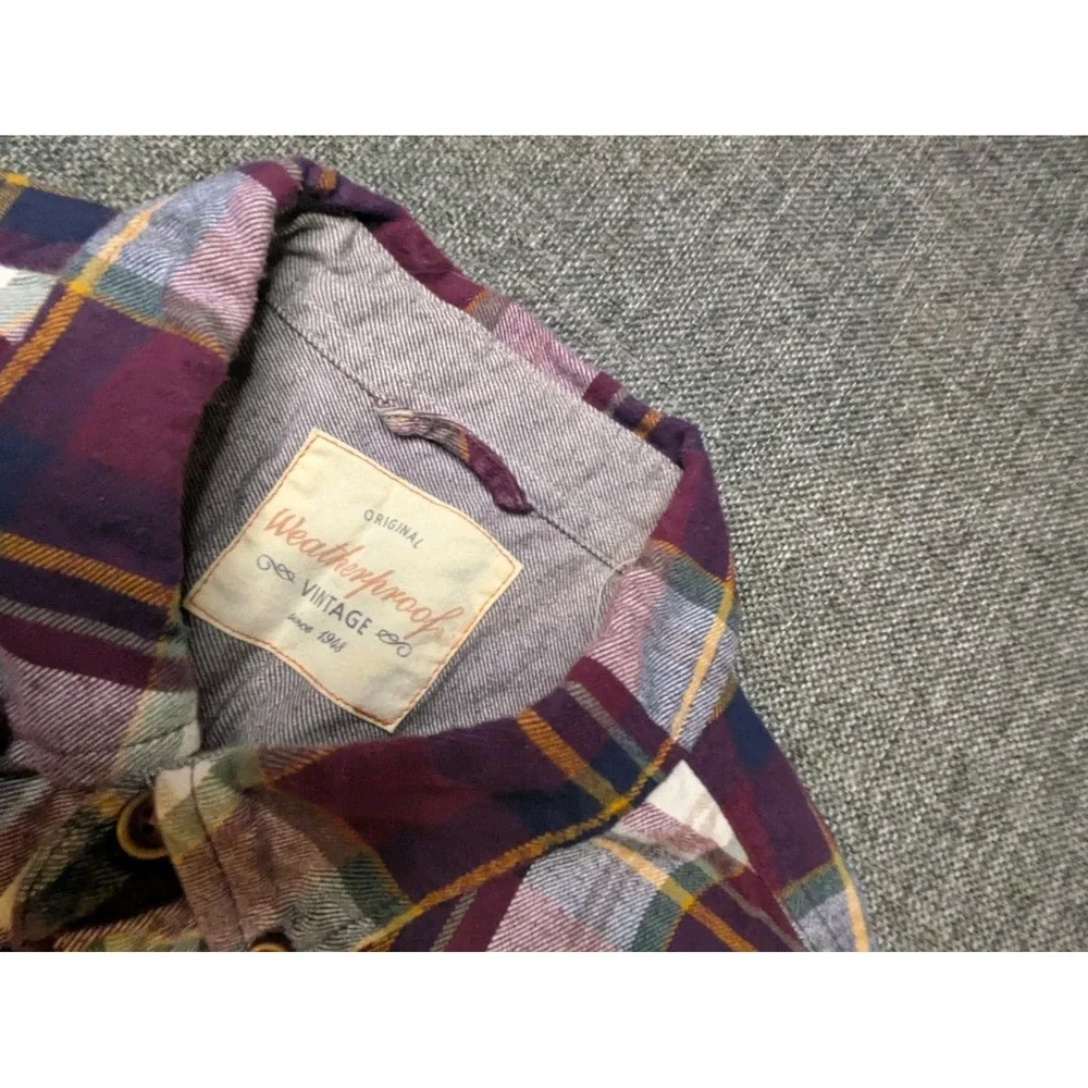 Weatherproof Vintage Men's large Red Plaid  Flannel Button-Down Shirt Striped